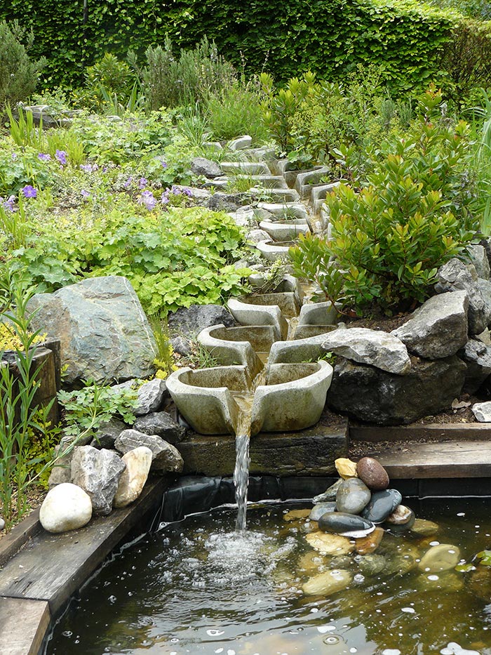 Cascade bassin de jardin- 27 idées créer votre havre de paix